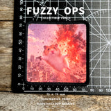 FUZZY OPS Poppin’ Buddies モラールパッチ 04 爆発を背景にしたアクションシーンのハムスター